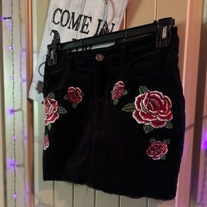 Rose mini skirt
